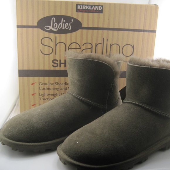 Kirkland Signature Shoes - Kirkland Signature Green Ladies Shearling Sheepskin Women's Short Pull-On Boots